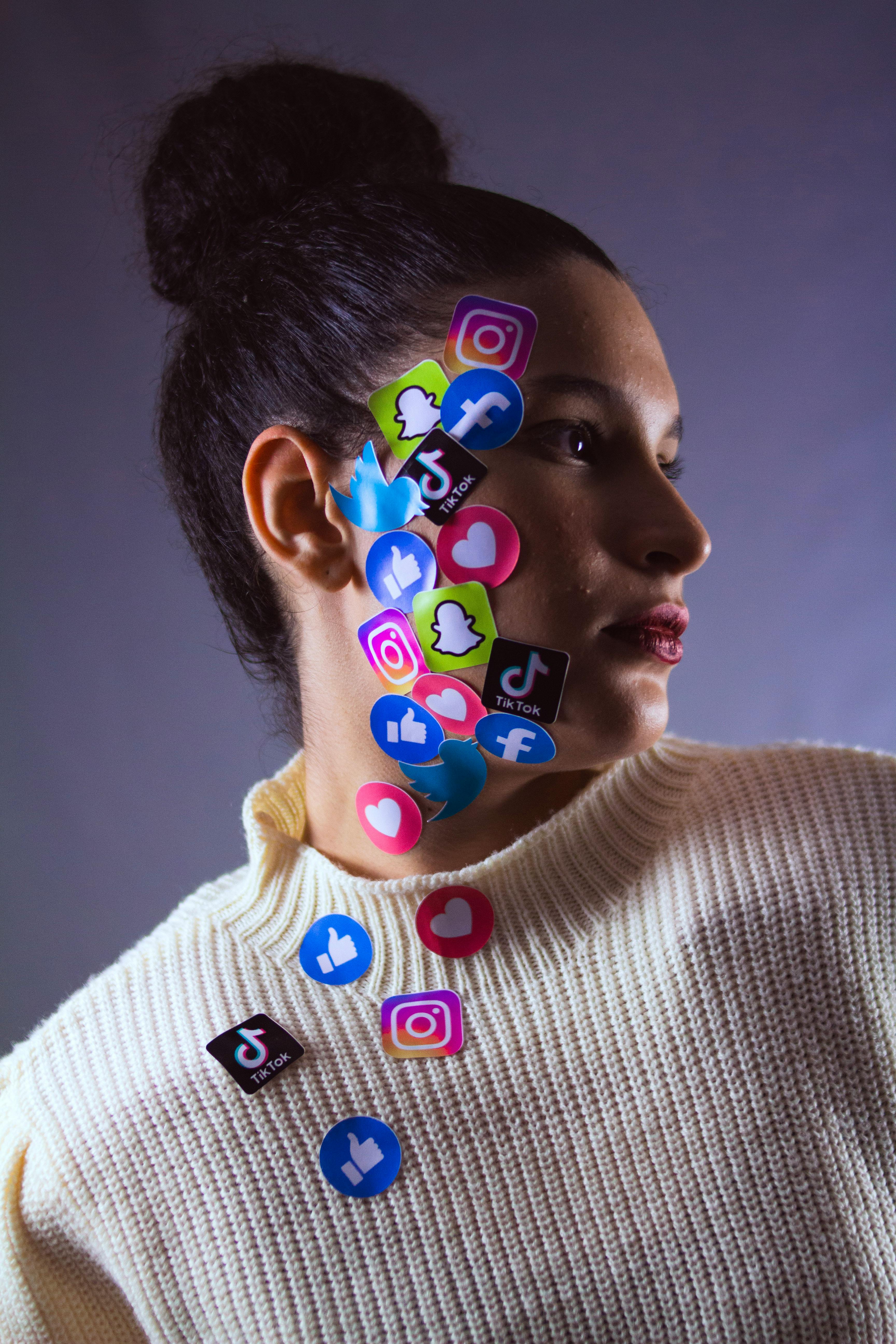 Formule Combinée Premium – Site Internet + Réseaux Sociaux